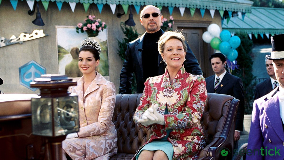 Anne Hathaway “Pushed Really Hard” Trying to Get Julie Andrews to Return for ‘Princess Diaries 3’