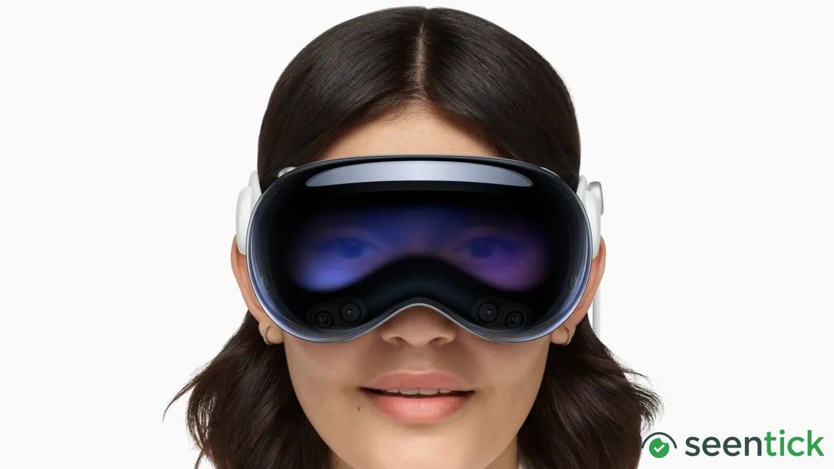 Apple is reportedly cutting hundreds of jobs from Siri, Vision Pro teams
