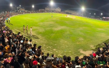 As darkness falls, Pulwama comes alive for the second Royal Premiere League
