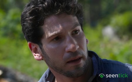 Before The Walking Dead, Jon Bernthal Was In A Forgotten Sitcom With A Modern Family Star