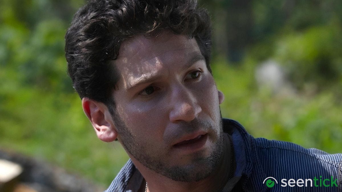 Before The Walking Dead, Jon Bernthal Was In A Forgotten Sitcom With A Modern Family Star