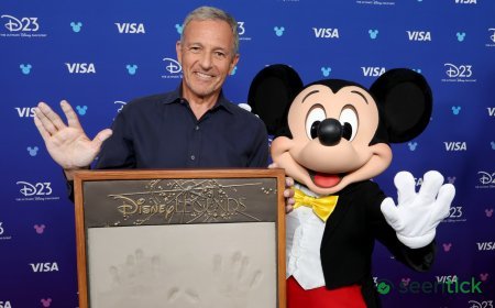 Bob Iger Takes Victory Lap As He’s Named a Disney Legend, Applauds New CEO Josh D’Amaro: “You’re Wearing That Title Really Well