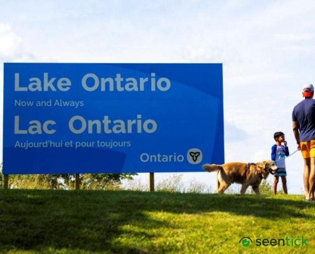 Canada installs large Lake Ontario sign in latest jab at US