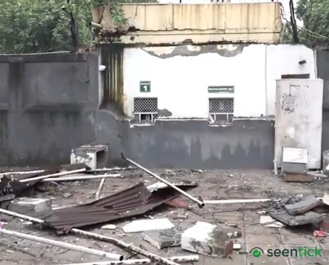 Dismantling of temporary structures outside Pakistan Mission ‘proportionate action’, says MEA