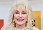 Dolly Parton Played Miley Cyrus' Aunt On A Classic Disney Sitcom