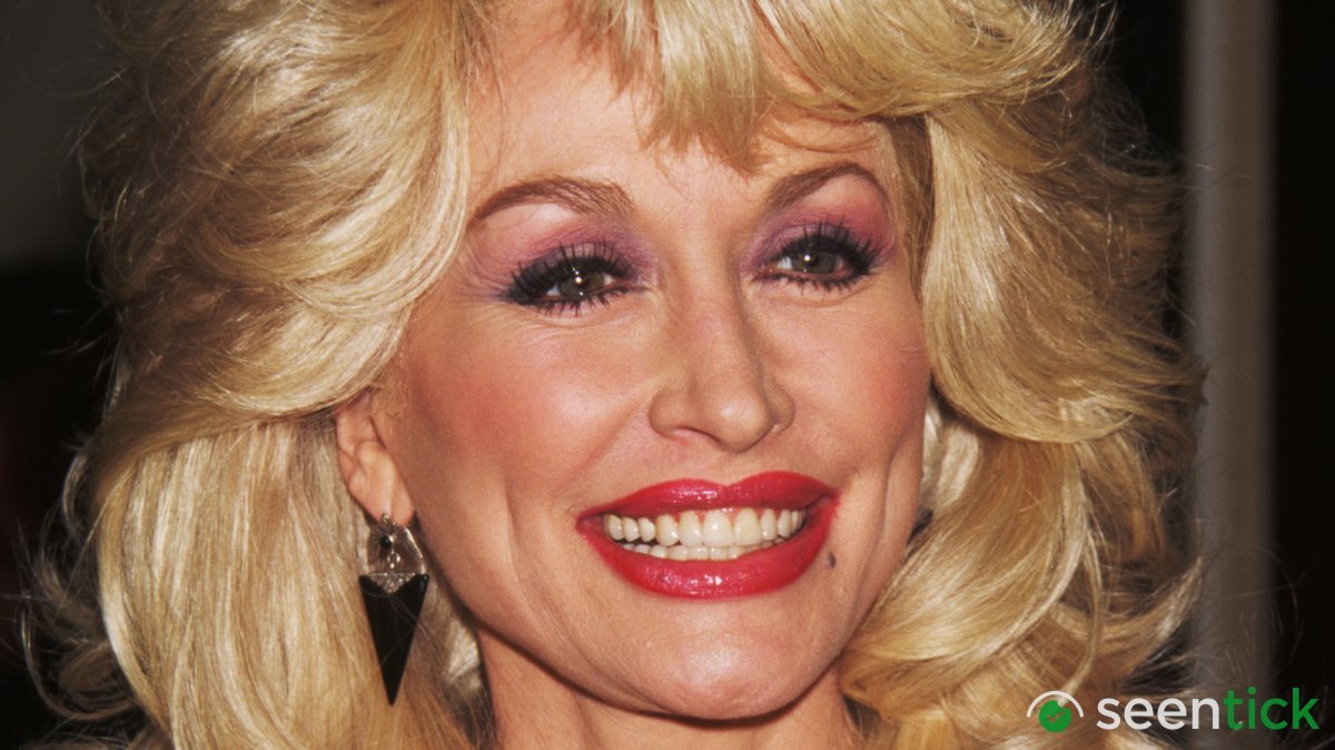 Dolly Parton Starred In An Unaired Sitcom With A Supernatural Twist
