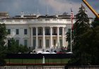 Ex-White House teleprompter operator ordered to pay $172,000 for Trump speech bets