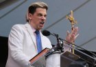 Far-Right Commentator Milo Yiannopoulos In Custody After Ducking Immigration Hearing, DHS Says