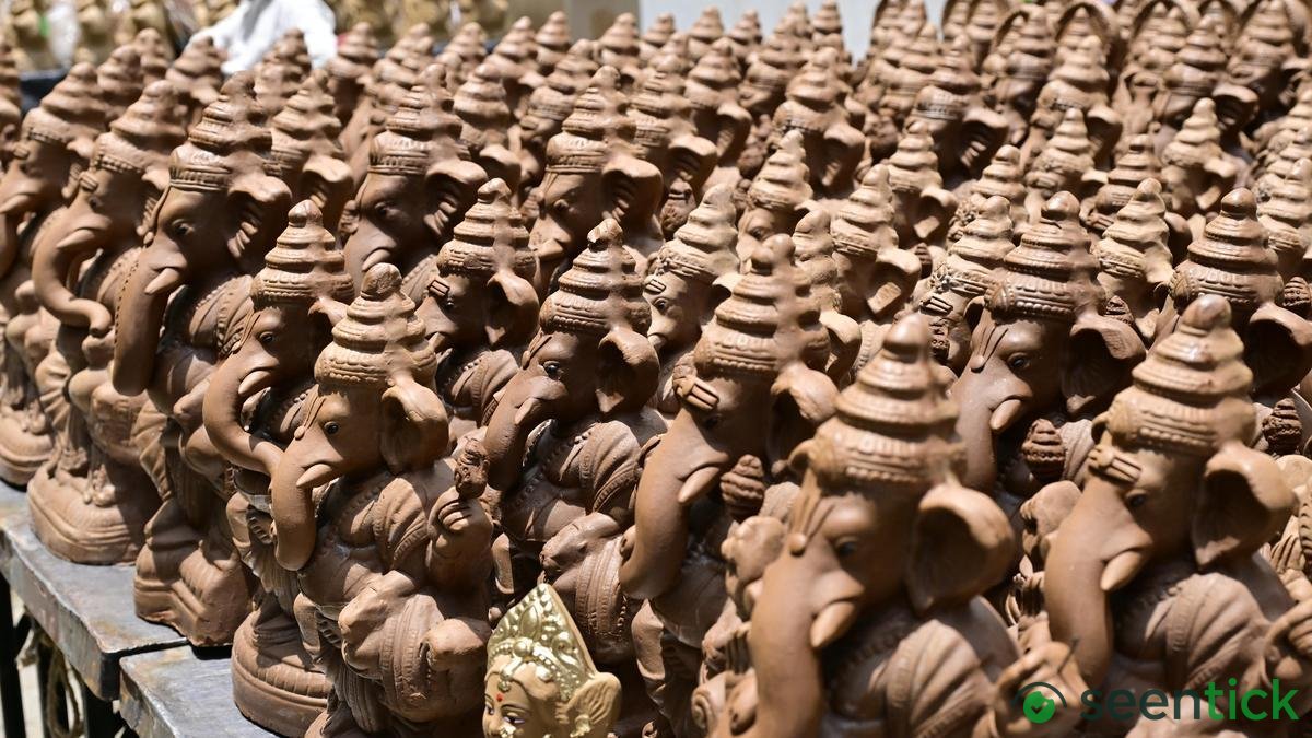 Pollution control board urges eco-friendly Gowri Ganesha celebrations in Dharwad