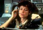 Transformative 1970s film industry marked by innovation and risk-taking on iconic projects.