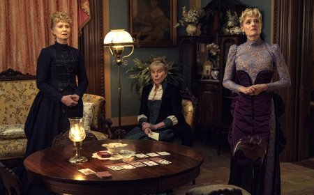 The America ‘Gilded Age’ Creator Julian Fellowes Fell For Is the America He Puts on TV