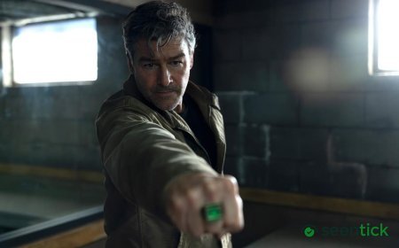 DC Extended Universe Gets Boost with Positive Reviews of New Green Lantern Series