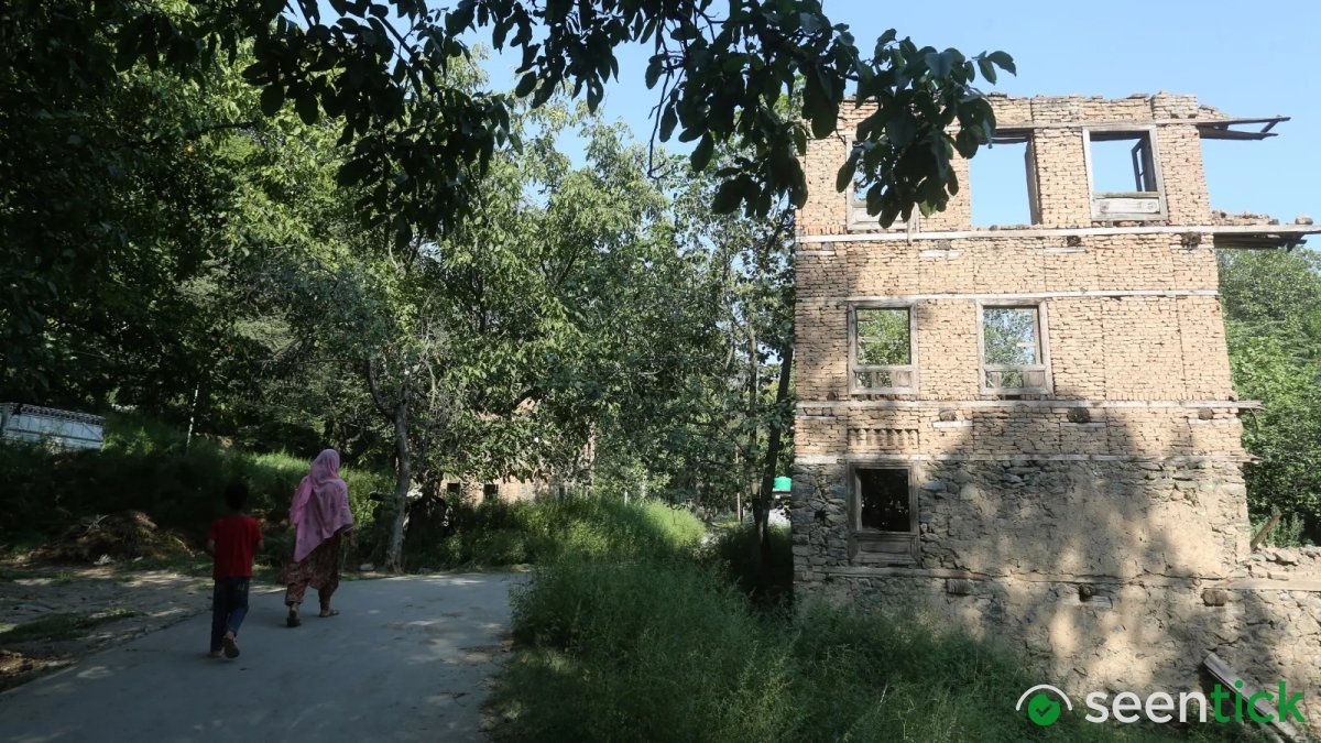 In village where 23 Kashmir Pandits were killed, 4 homes a reminder of dark night