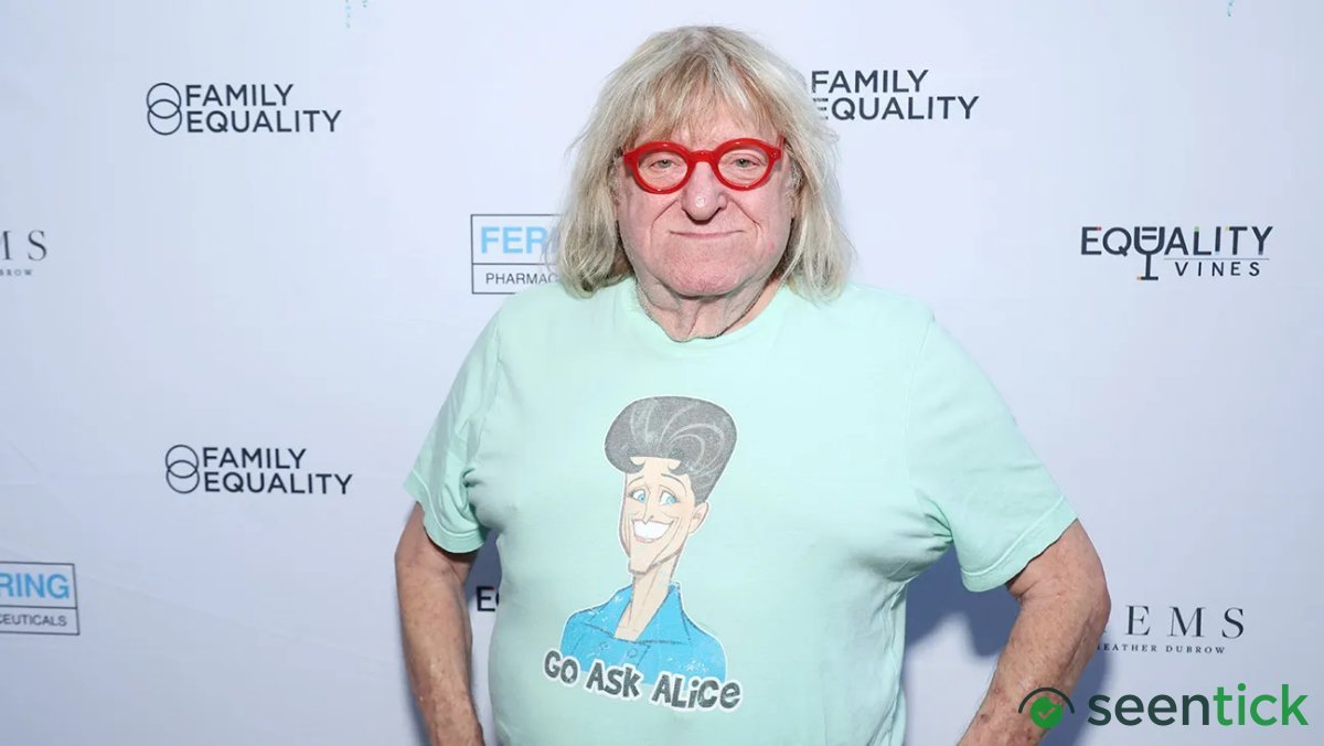 Inside the Fake Celebrity Podcast Scam Fooling Hollywood