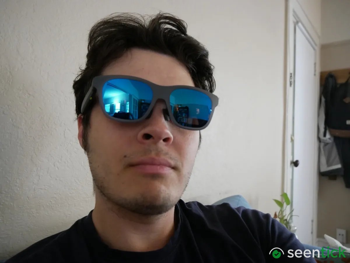 Is the best way to watch a movie on a pair of sunglasses?