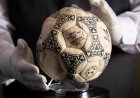 Maradona's 'Hand of God' ball sells for £2.5m