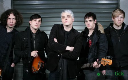 My Chemical Romance Surges On The Charts As Another Tour Leg Begins