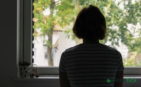 NHS failing child sex abuse victims in adulthood, say psychiatrists