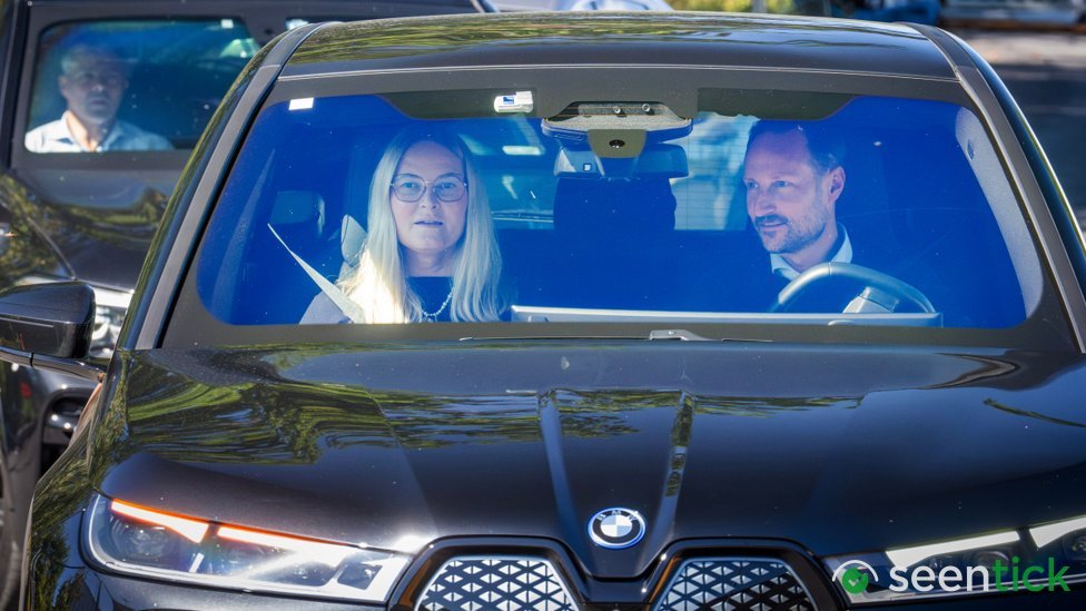 Norway's royal family gathers at King Harald's bedside as his condition worsens