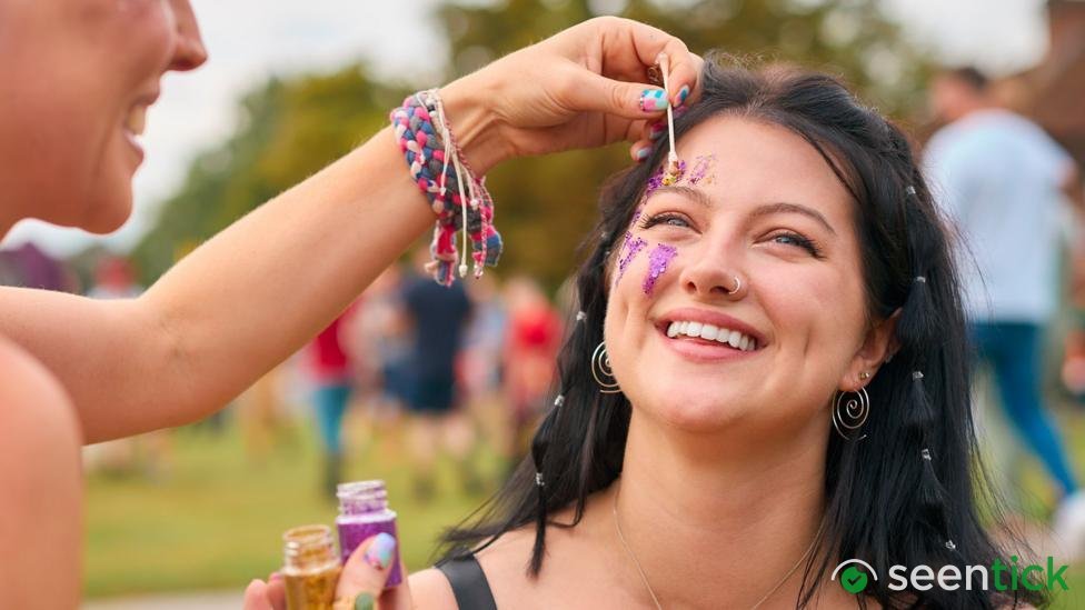 Off to Reading or Leeds? Here's your guide to festival make-up (without the toxins)