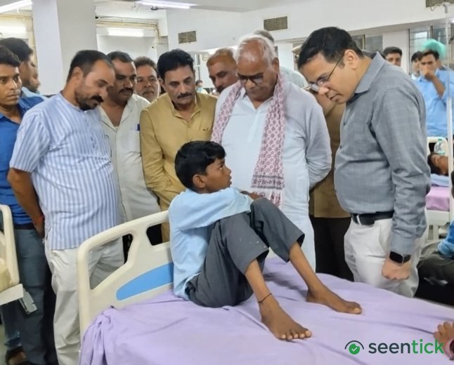 Over 100 students ate midday meal at Kota school. Two hours later, 21 land in hospital