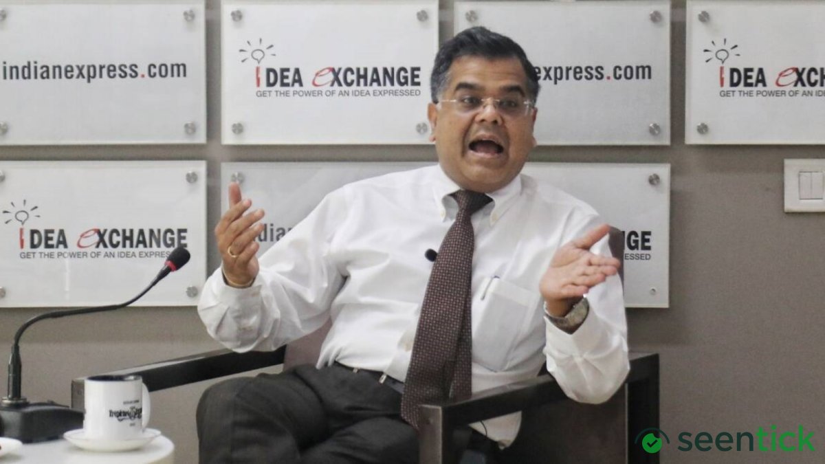 Secretaries told to upskill in-house staff instead of hiring consultants