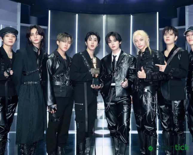 Stray Kids Tie One Of The Biggest Rock Bands Of All Time