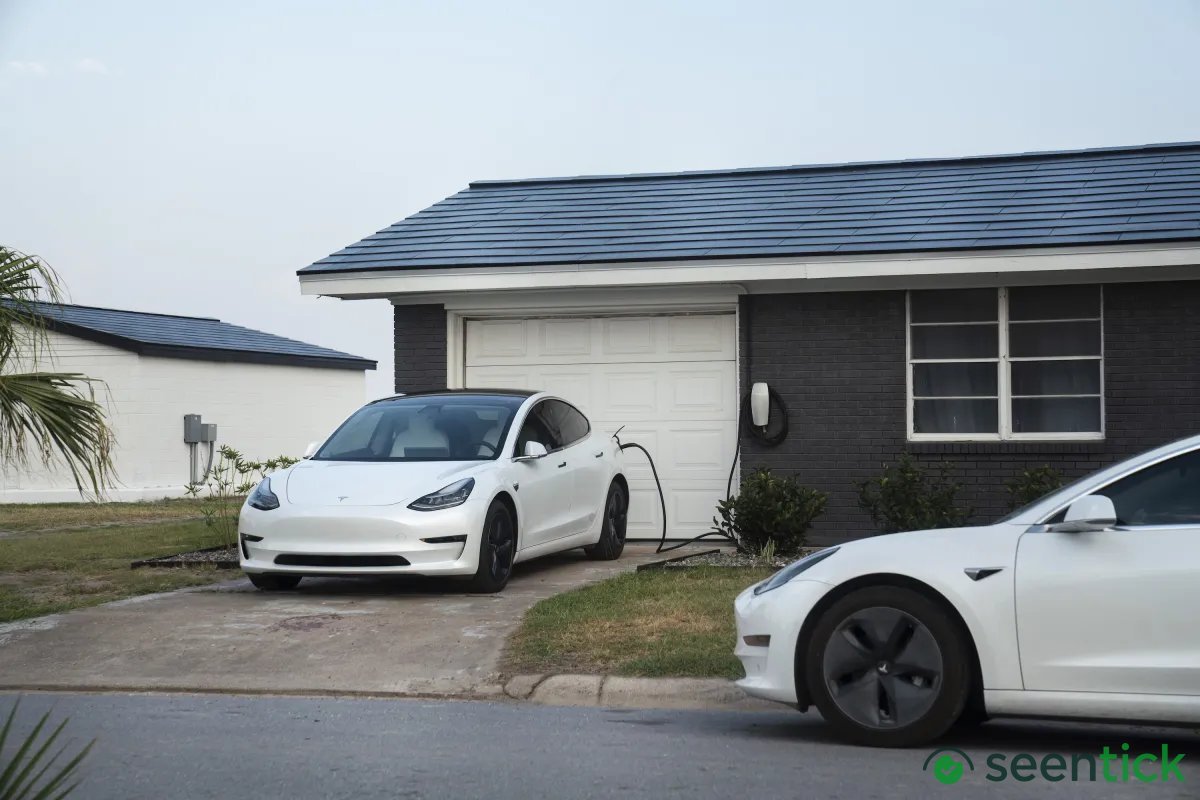 Tesla’s solar roof is dead — here’s what went wrong