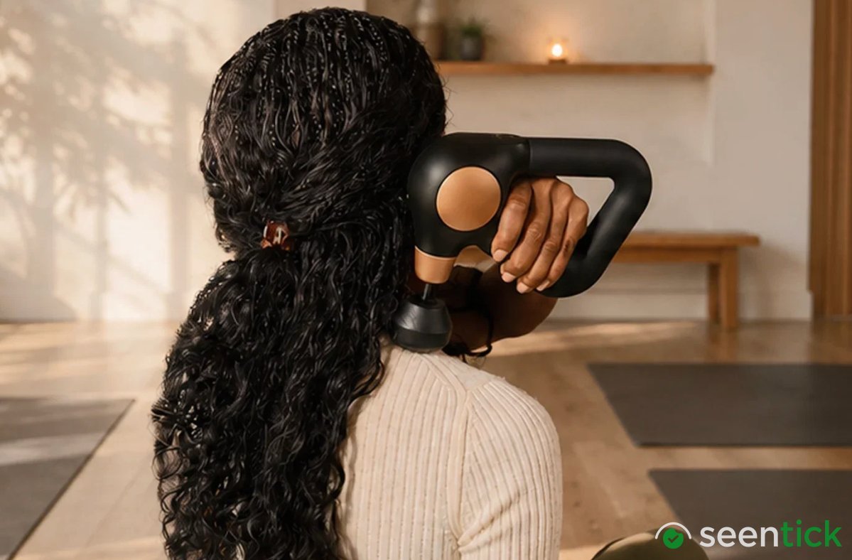 The Theragun Sense makes everyday recovery surprisingly easy