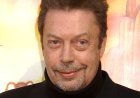 Tim Curry Was The First Villain On This Underrated '90s Sci-Fi Show