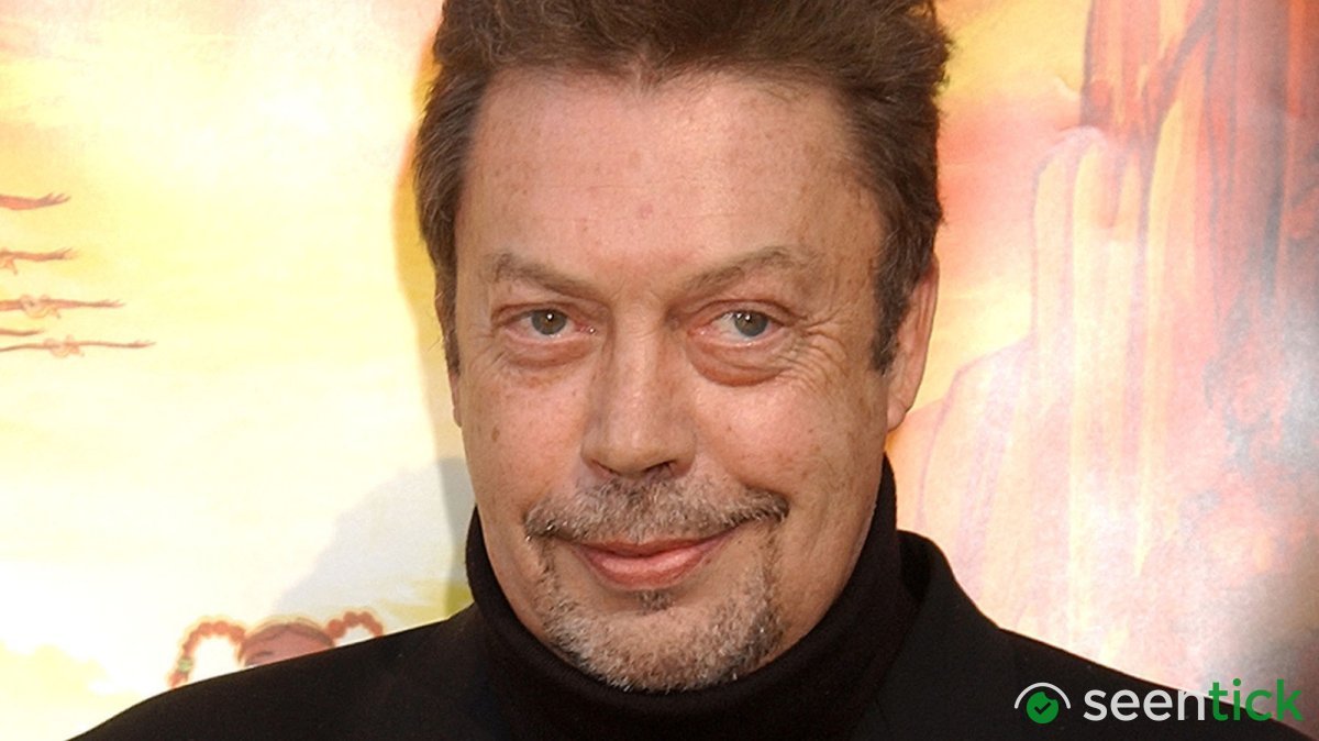 Tim Curry Was The First Villain On This Underrated '90s Sci-Fi Show