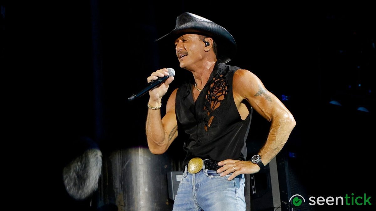 Tim McGraw health update: Country star brushes off onstage fall during Cincinnati concert