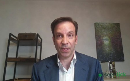 US military newspaper editor voices censorship fears after being fired