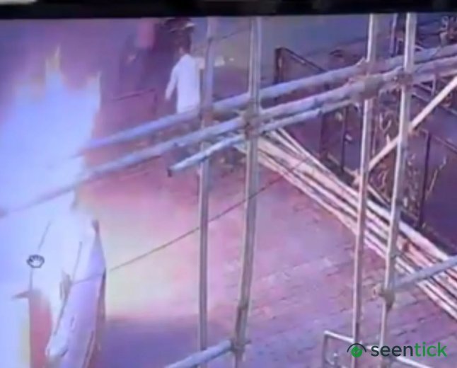 Video: Parked car set ablaze in Varanasi after cafe owner ‘refused to serve noodles’