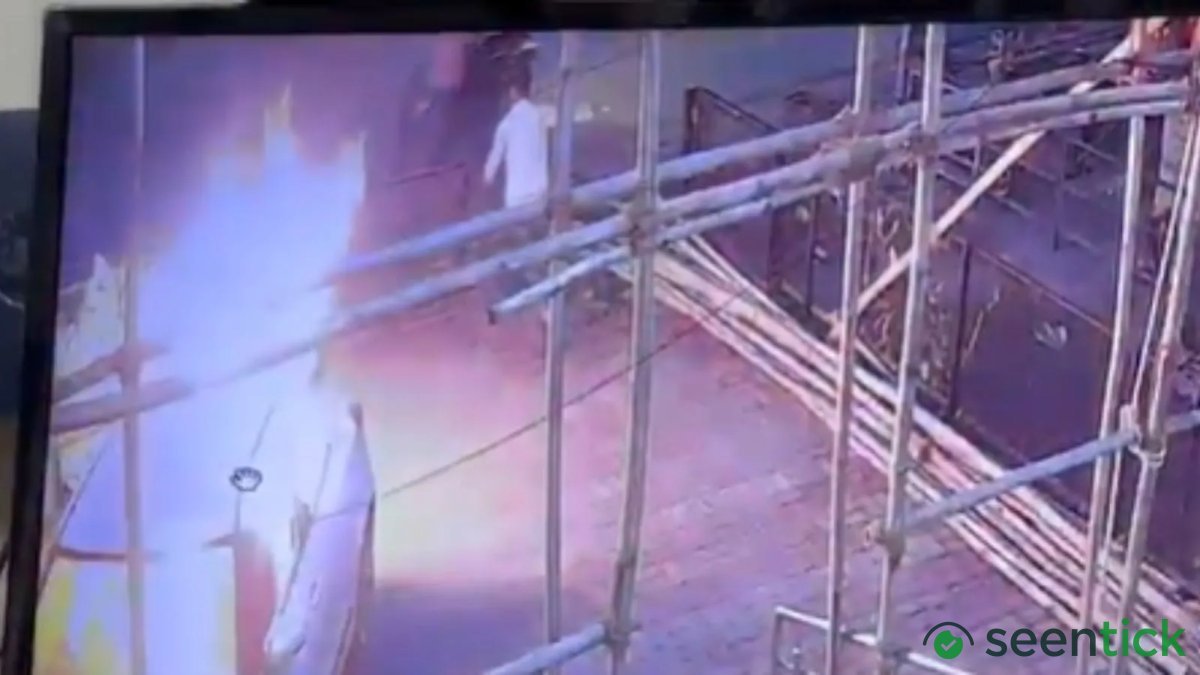 Video: Parked car set ablaze in Varanasi after cafe owner ‘refused to serve noodles’