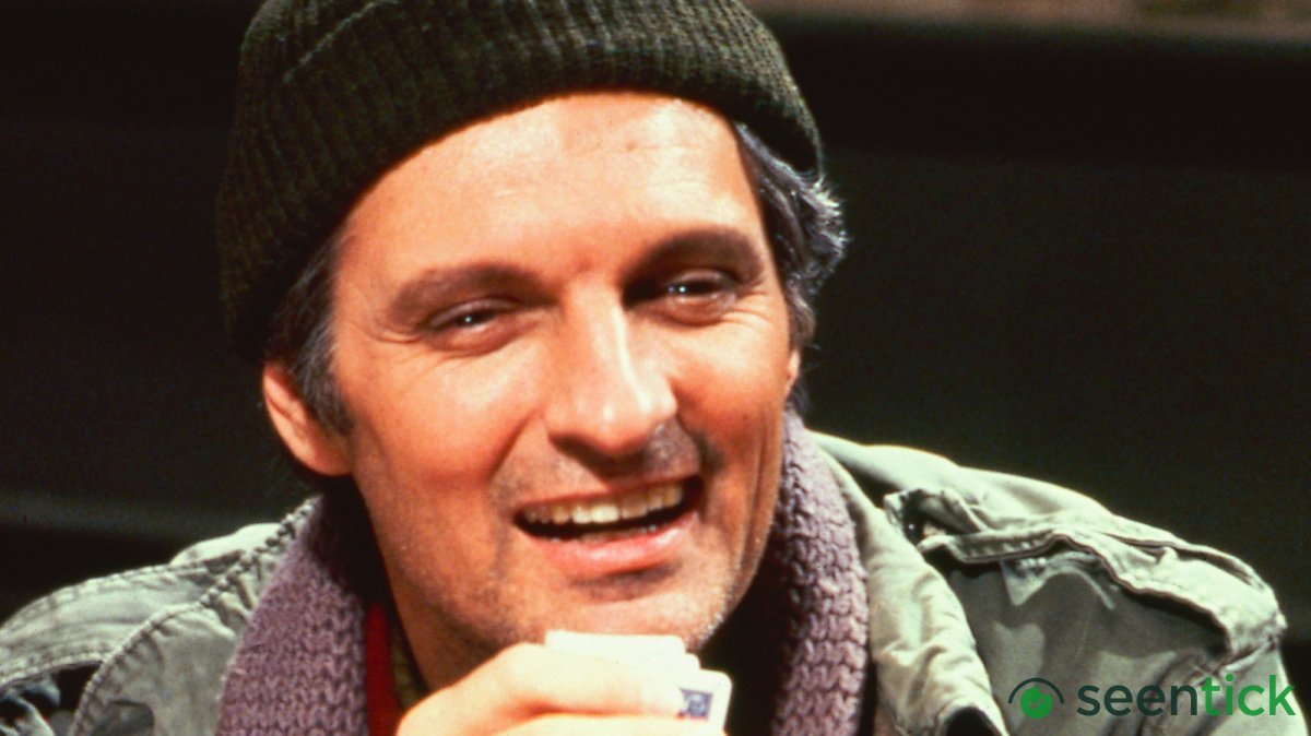 What The Author Of The Book That Inspired M*A*S*H Really Thought About The Classic Sitcom