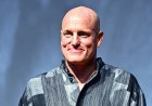 Woody Harrelson Pays Tribute to “Brilliant” Rob Reiner at Lively Sarajevo Masterclass