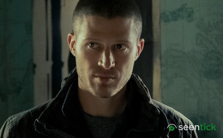Zach Gilford On Whether He'll Appear In Carrie, Working With Mike Flanagan: 'I Learned So Much From Him'