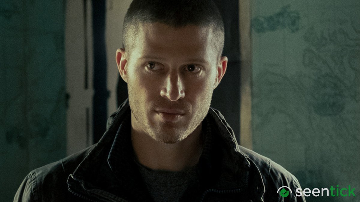 Zach Gilford On Whether He'll Appear In Carrie, Working With Mike Flanagan: 'I Learned So Much From Him'