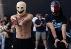 Across Latin America, 'aura battles' burst onto the scene