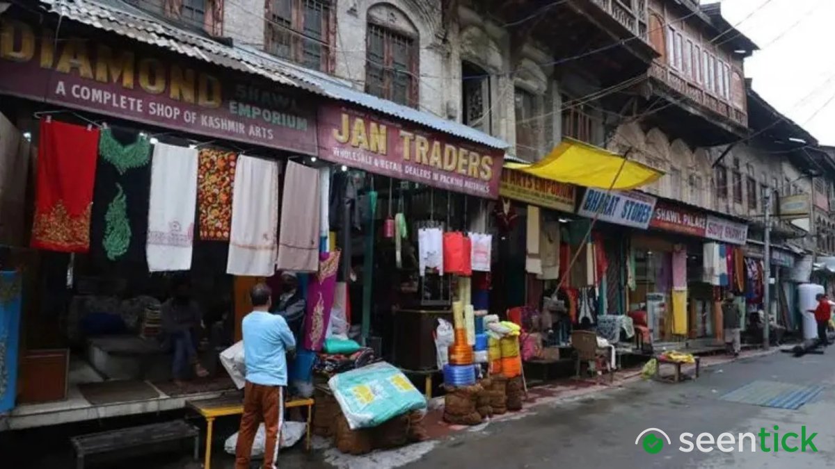 As eviction fears grip Kashmir business community, top traders’ body says ‘this should not happen’