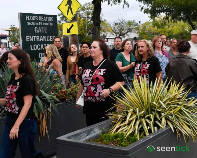Defiant Ed Sheeran fans show up for the music-not controversy-as tour resumes with no billed openers