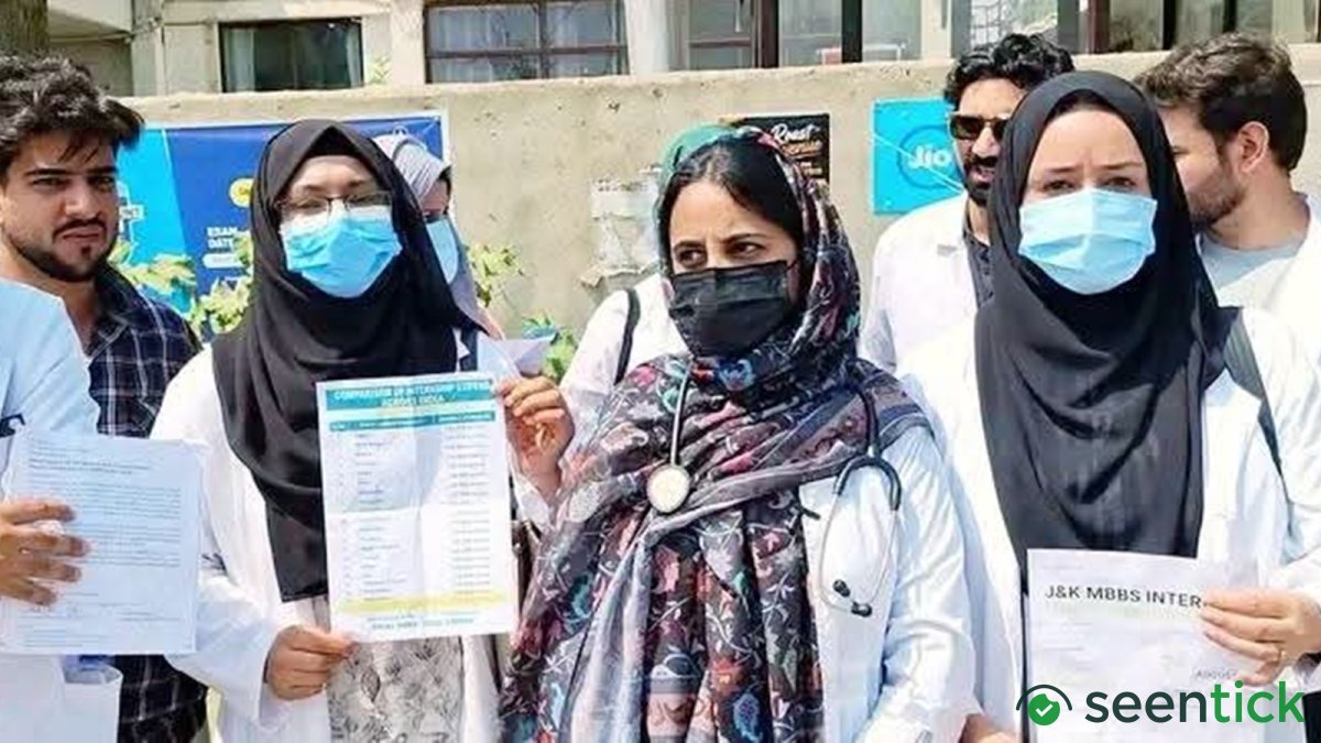 ‘Doesn’t even cover cost of commuting’: Kashmir medical interns protest against Rs 12,000 stipend