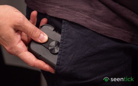 I can't believe how good Razer's tiny new mobile controller is