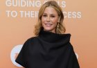 Julie Bowen reveals new romance, says she values 'smart and funny' partners