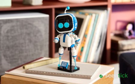 Lego Astro Bot officially revealed, and it looks incredible but I'm not sure it's $150 incredible