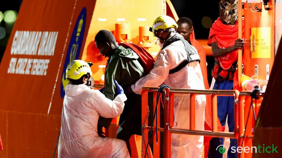 More than 80 migrants feared dead after boat rescued off Canary Islands