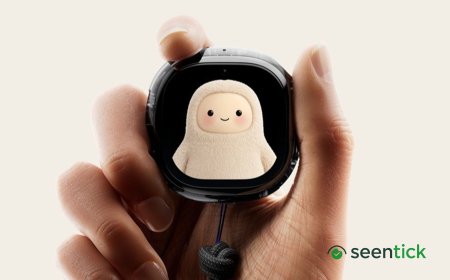 Muse Charm is the AI Tamagotchi everyone seems to be in love with