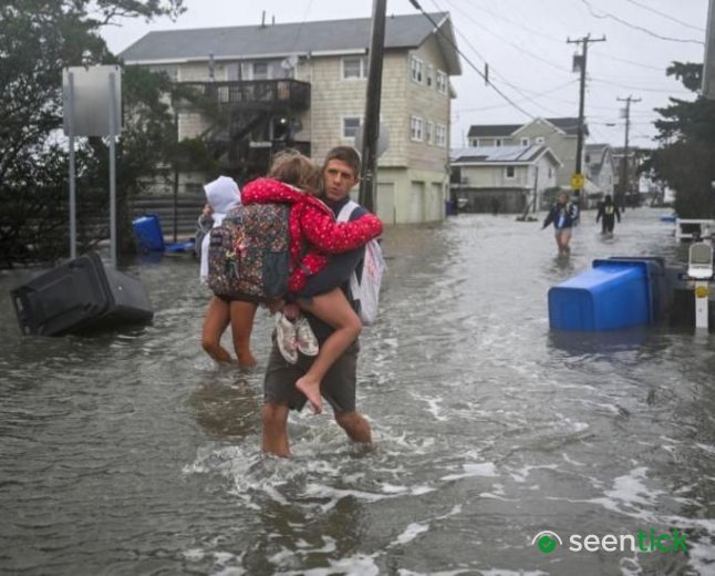 Nor'easter storm brings coastal flooding, as New York and New Jersey declare emergency