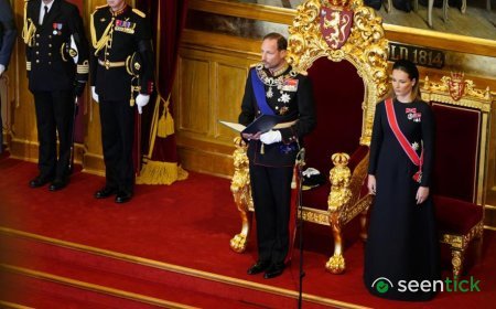 Norway's Haakon takes oath as mourners pay respects to late King